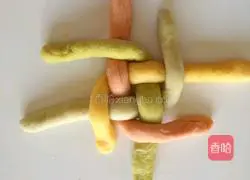 Illustration of how to make hydrangea steamed buns 6