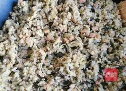 Sausage, olives and vegetables fried rice Illustration of how to do it 5