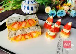 Illustration of how to make strawberry sandwich breakfast (Christmas occasion) 9
