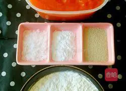 Illustration of how to make carrot and two-color flower steamed buns 2