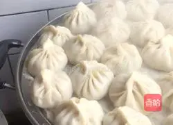 Illustration of how to make Tianjin Goubuli steamed buns 11