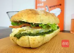 Green Egg and Ham Sandwich Recipe Illustration 9