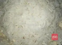 Vegetarian dumplings, homemade mushrooms and chives Illustration of how to make dumplings 4