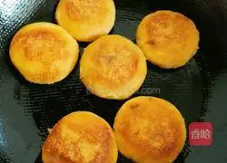 Illustration of how to make sweet potato and jujube cakes 12