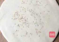 Illustration of how to make milk-flavored dough cake 5