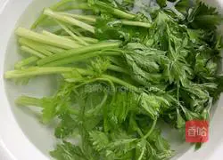  Illustration of how to make fungus and celery buns 5