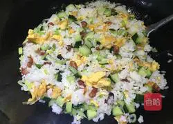 Cantonese Sausage and Egg Fried Rice Recipe Illustration 10