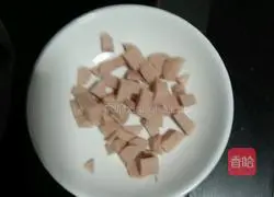 Illustration of how to make fried steamed buns 4