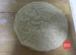 Illustration of how to make steamed cakes with dead noodles 10