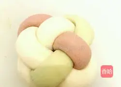 Illustration of how to make hydrangea steamed buns 7