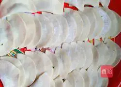 Illustration of how to make vegetarian dumplings 2