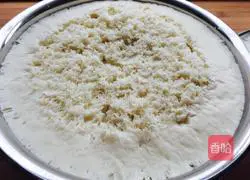 Illustration of how to make green onion and pork buns 9