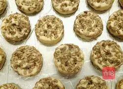 Illustration of how to make nut pancakes 12