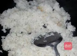 Fried rice with shredded mustard and eggs Illustration of how to do it 1