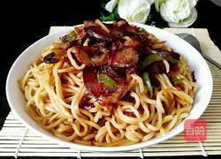 Illustration of making fried noodles with sausage 12