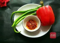 Double pepper shredded pork fried rice recipe 2