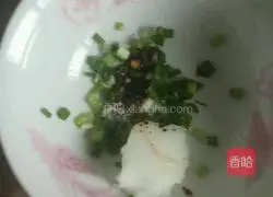 Illustration of how to make salty glutinous rice balls 6