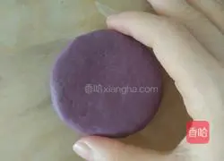 Illustration of how to make purple potato cheese sandwich pancake 10