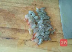 Illustration of how to make egg, leek and shrimp dumplings 7