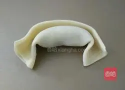 Illustration of how to make shepherd's purse and shrimp wontons 8