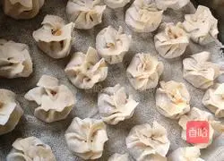  Illustration of how to make steamed buns with wonton wrapper 11