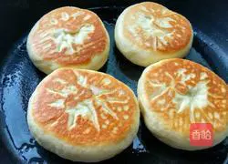 Illustration of how to make Chinese Valentine's Day cookies 18