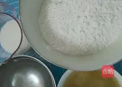 Illustration of how to make mung bean cake 1