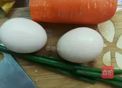 Scallions and eggs Illustration of how to make fried rice 1