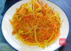 Illustration of three-wire fried rice noodles 1