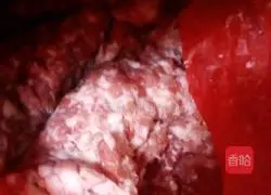 Illustration of how to make steamed buns with meat stuffing and leeks 2