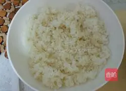 Illustration of how to make double mushroom curry fried rice 9