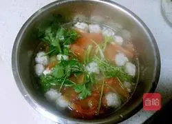 Illustration of how to make clear soup dumplings and tomato hot pot 4