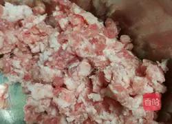 Illustration of how to make fish and pork buns 2