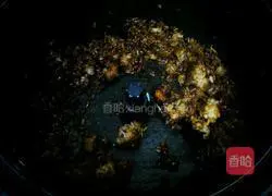 Illustration of Laoganma's lard and egg fried rice 6