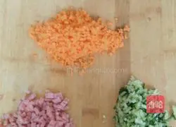 Illustration of how to make mixed vegetable fried rice 2