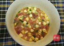 Illustration of how to make corn meat and egg pancakes 3