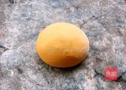 Illustration of how to make chrysanthemum steamed buns 1