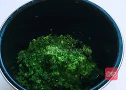 Illustration of how to make dumplings stuffed with green pepper 5