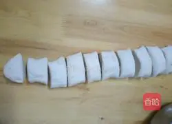 Illustration of how to make fresh meat buns 15