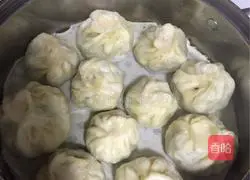 Illustration of how to make steamed buns with vegetarian stuffing from radish stems and leaves 7