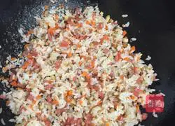 Assorted soy sauce fried rice recipe illustration 5