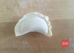 Illustration of how to make lace dumplings 8