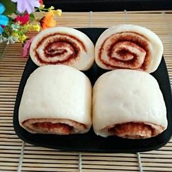 Steamed buns with bean paste