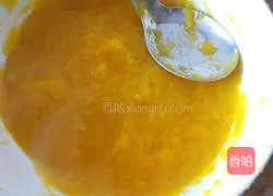 Illustration of how to make pork and cabbage buns 4