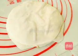 Illustration of how to make dumpling skin version of vegetable pancake 8