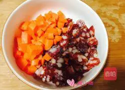 Illustration of braised rice with pickled vegetables and sausage 3