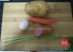 Illustration of how to make pan-fried potato pancakes 1