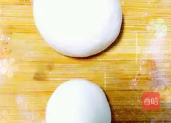 Illustration of how to make little rabbit steamed buns 1