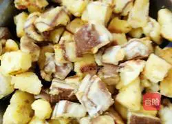 Illustration of how to make fried steamed buns 9