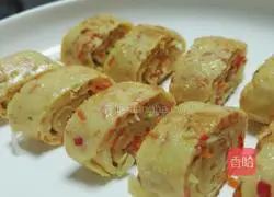 Illustration of how to make carrot egg pancake 4